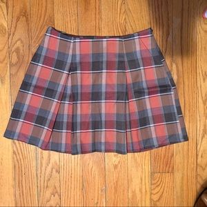 UO Urban Renewal Pleated Plaid Mini Skirt Size M